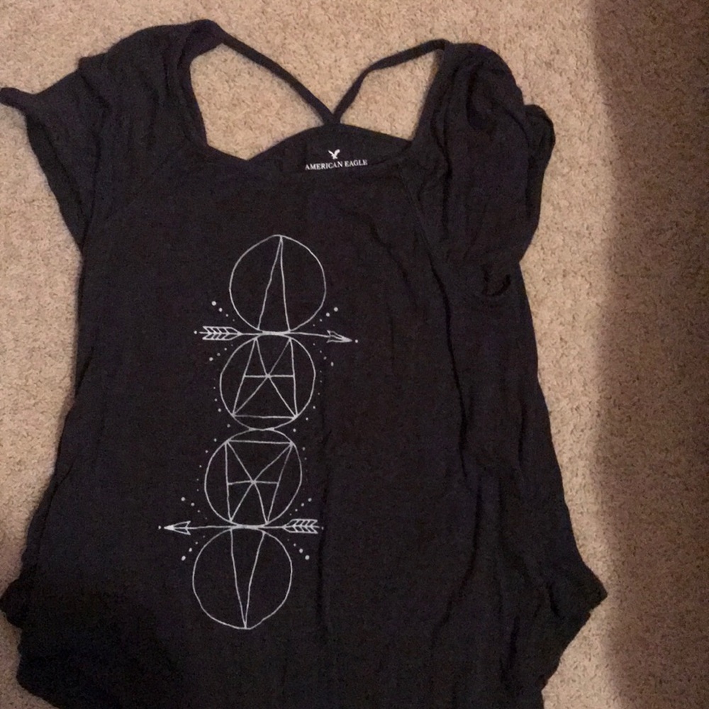 A gray American eagle shirt